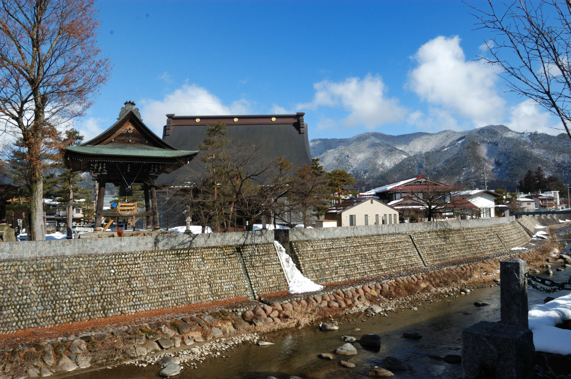 八ツ三館 飛騨市